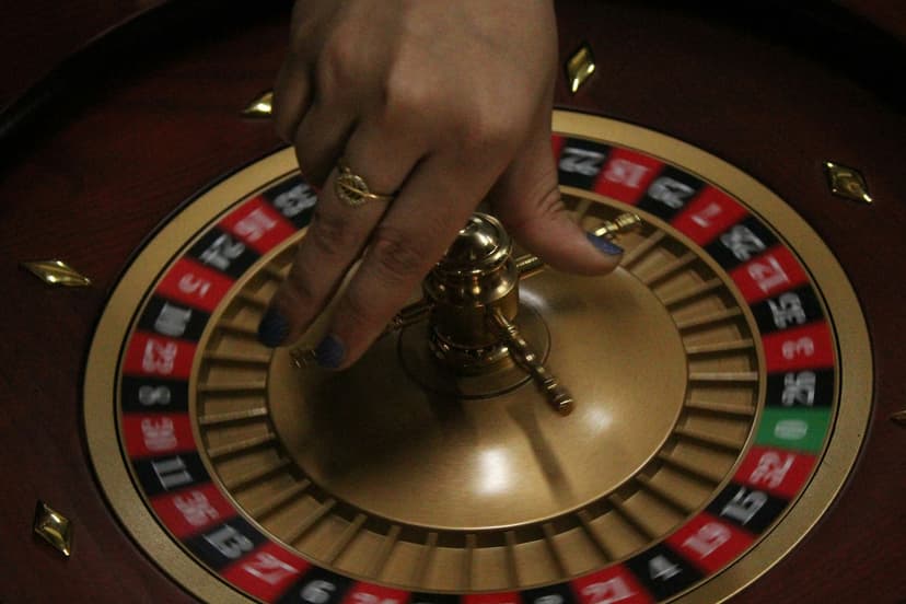 Blackjack vs Roulette: Differences Explained