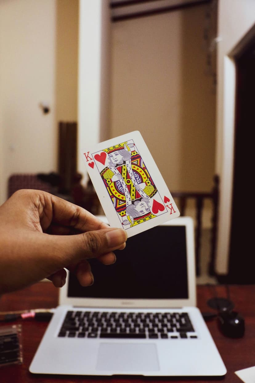 Live Dealer vs RNG Casino Games