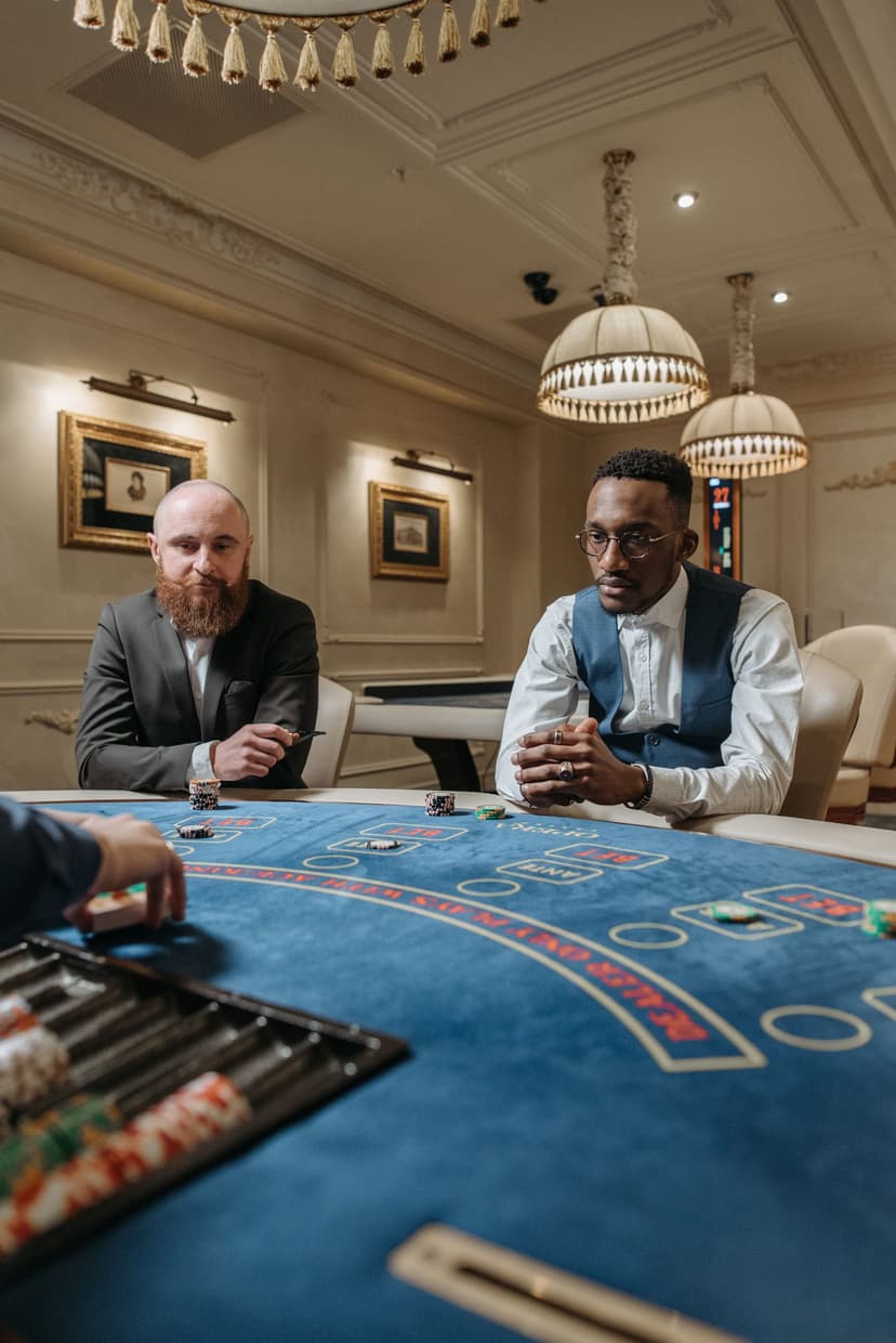 Online Baccarat vs Live Baccarat